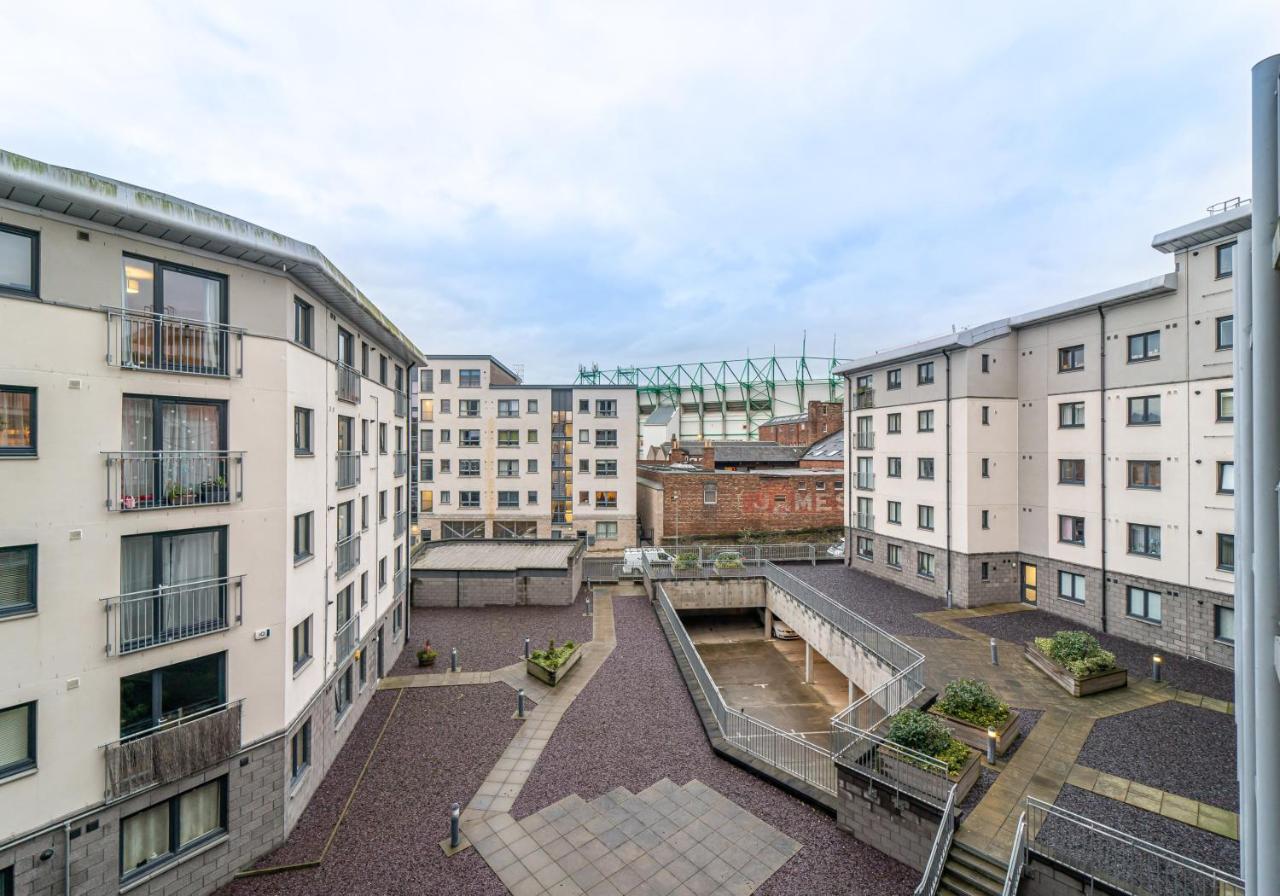 The New Lochend Park View Residence Εδιμβούργο Εξωτερικό φωτογραφία
