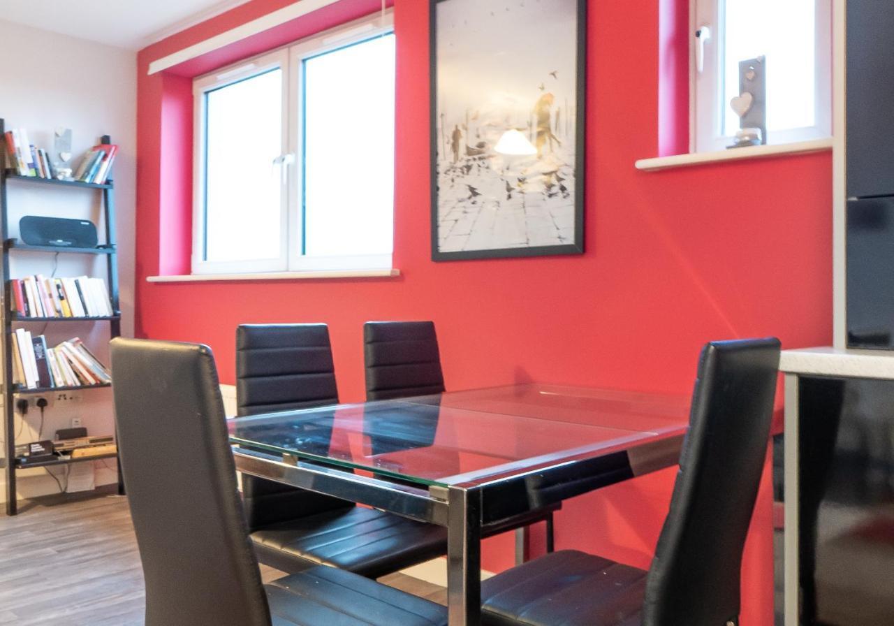 The New Lochend Park View Residence Εδιμβούργο Εξωτερικό φωτογραφία